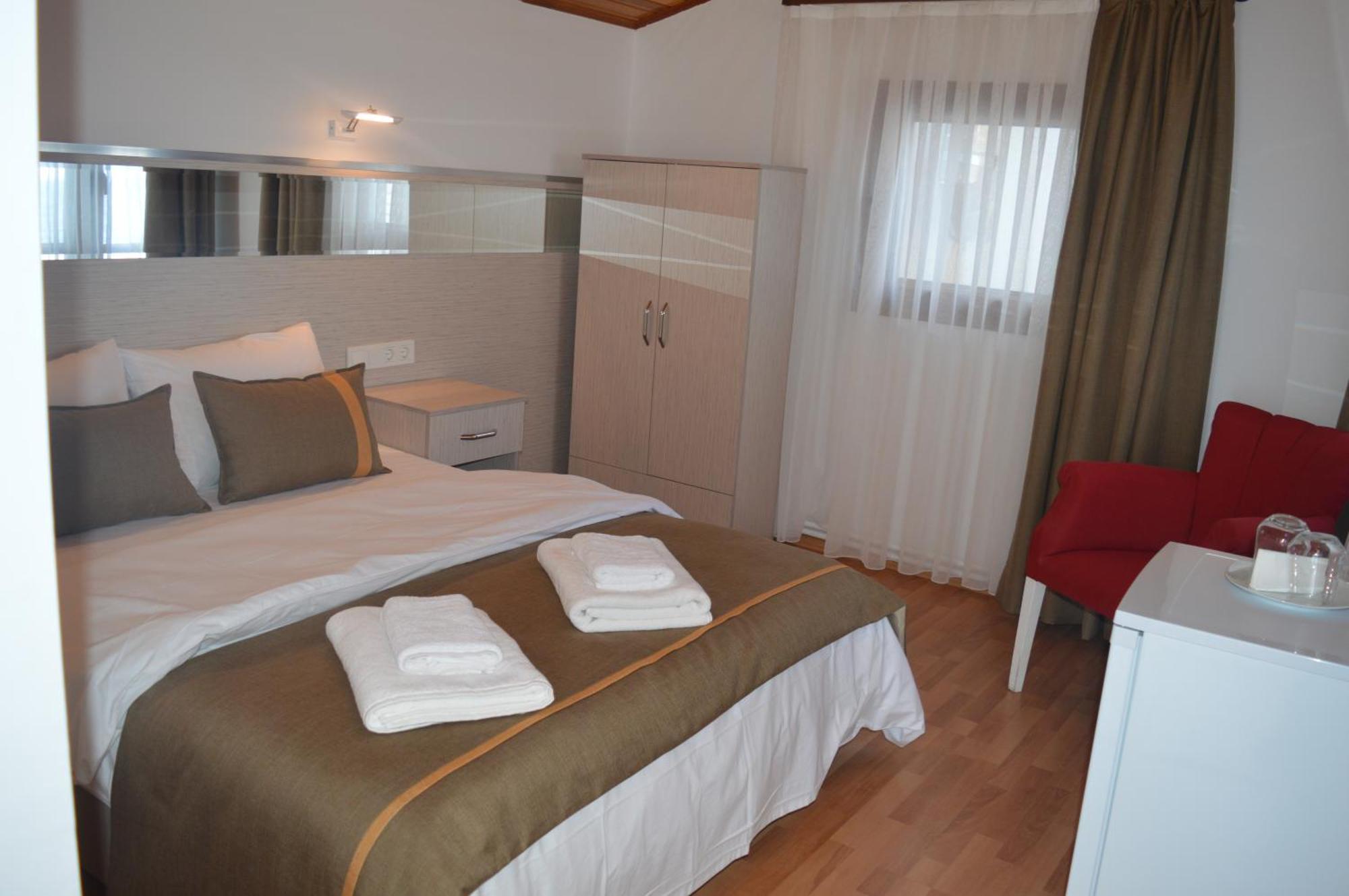 Yakamoz Otel Urla Exterior photo